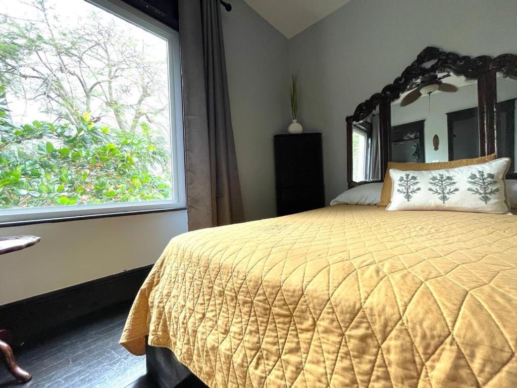 Heavenly Suite In Little Havana Free Parking Miami Exterior foto